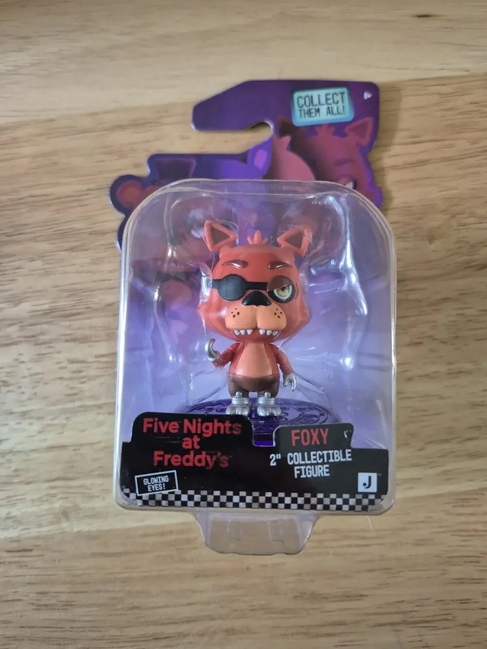 Jazwares Five Nights At Freddy’s 2” Creepy Mini Figure Foxy Glowing Eyes S33